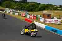 Vintage-motorcycle-club;eventdigitalimages;mallory-park;mallory-park-trackday-photographs;no-limits-trackdays;peter-wileman-photography;trackday-digital-images;trackday-photos;vmcc-festival-1000-bikes-photographs